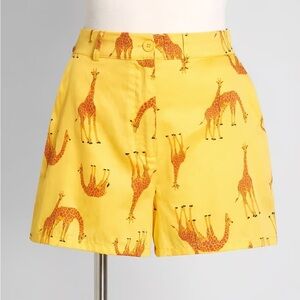 ModCloth The Spring of Things Shorts 4x Giraffe Print Butter Sunshine Yellow